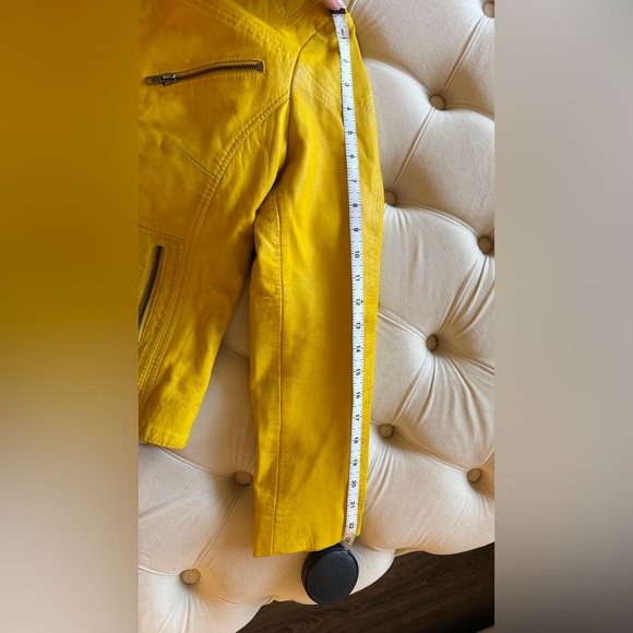 Genuine Leather Jacket in Yellow - Picture 8 of 8